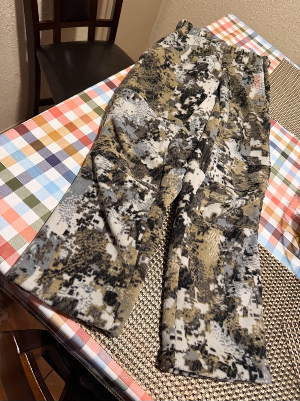 Sitka gear pants size youth medium